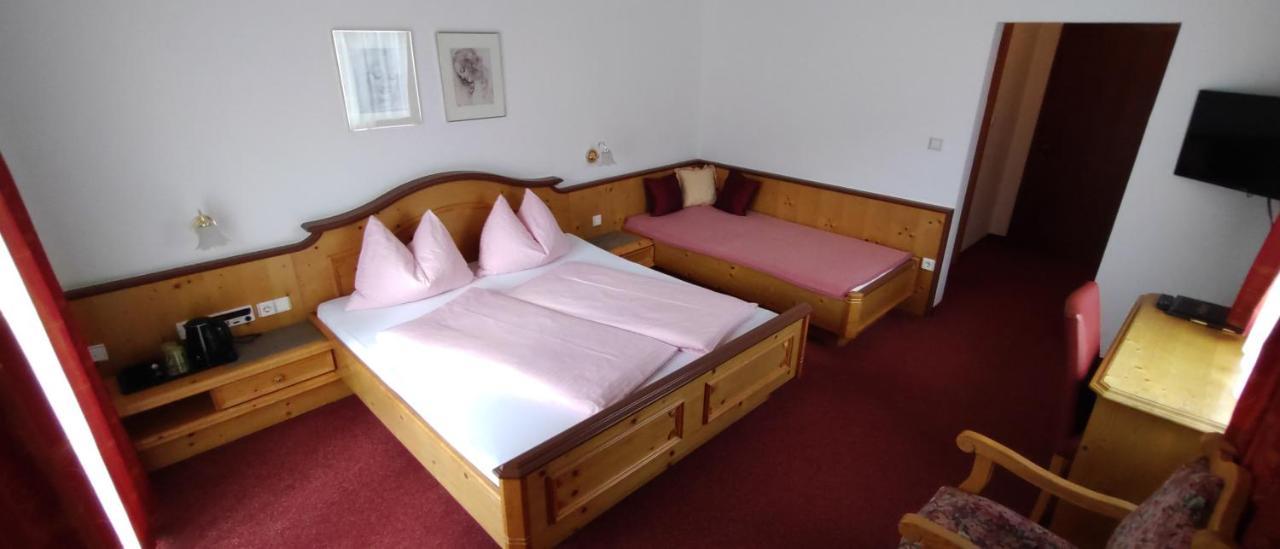Hotel Garni Tannenhof Флахау Екстериор снимка