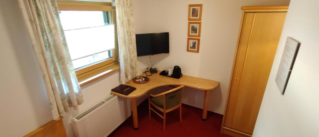 Hotel Garni Tannenhof Флахау Екстериор снимка