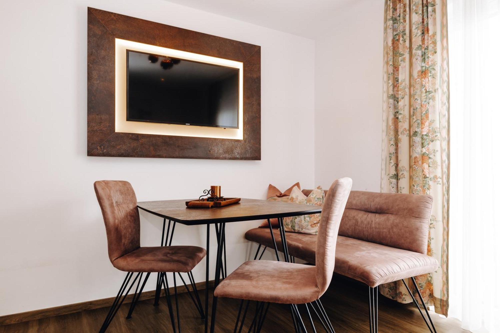 Hotel Garni Tannenhof Флахау Екстериор снимка