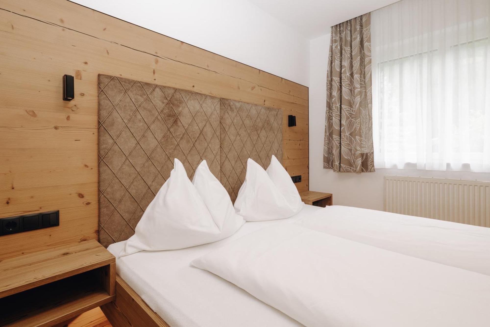 Hotel Garni Tannenhof Флахау Екстериор снимка