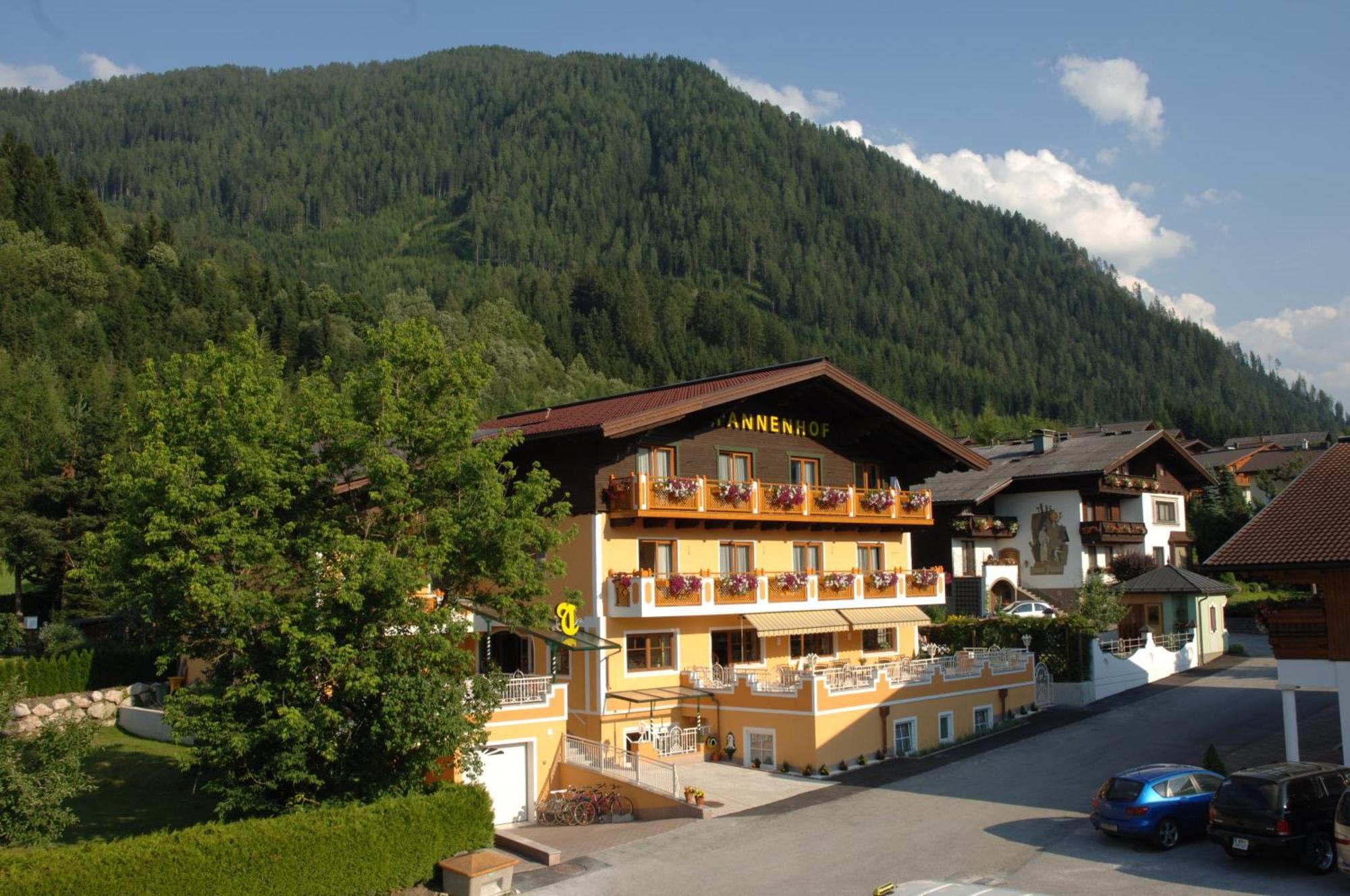 Hotel Garni Tannenhof Флахау Екстериор снимка